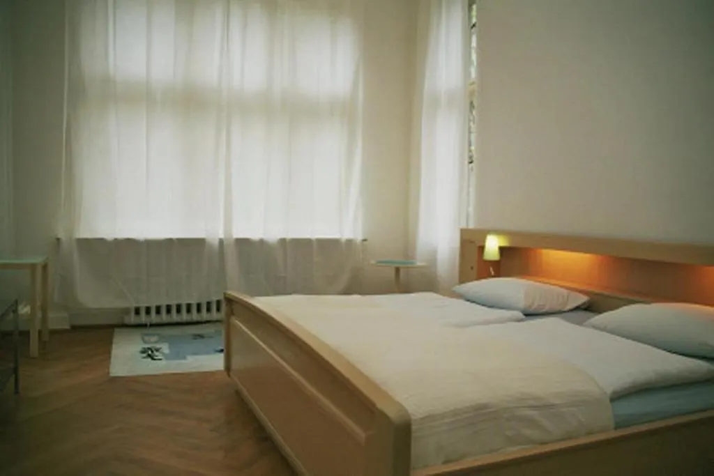 Hotel Garni Kleist Am Kurfuerstendamm Βερολίνο