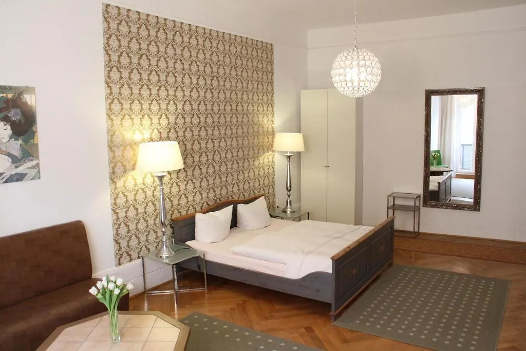 Hotel Garni Kleist Am Kurfuerstendamm Βερολίνο