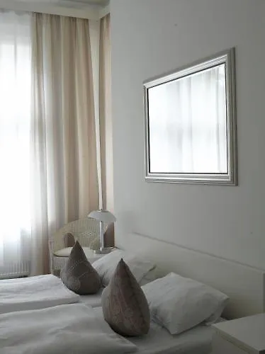 Hotel Garni Kleist Am Kurfuerstendamm Βερολίνο 2*,  Γερμανία